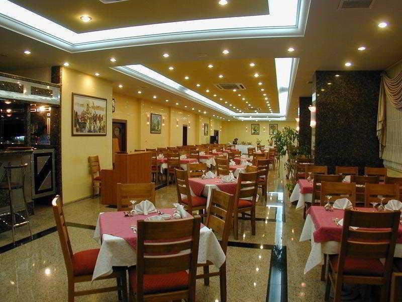 Kayhanbey Hotel Kusadasi Bagian luar foto
