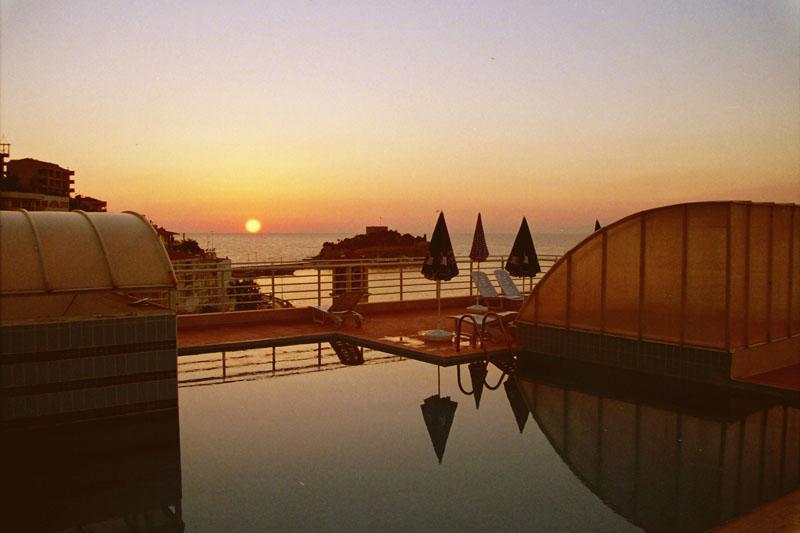 Kayhanbey Hotel Kusadasi Bagian luar foto