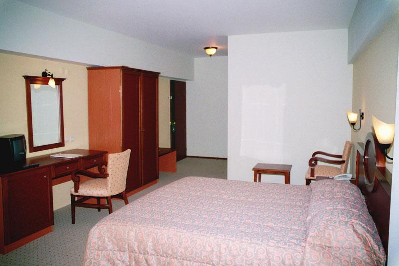 Kayhanbey Hotel Kusadasi Bagian luar foto