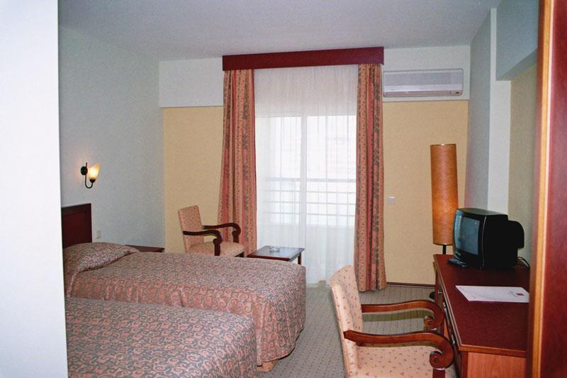 Kayhanbey Hotel Kusadasi Bagian luar foto