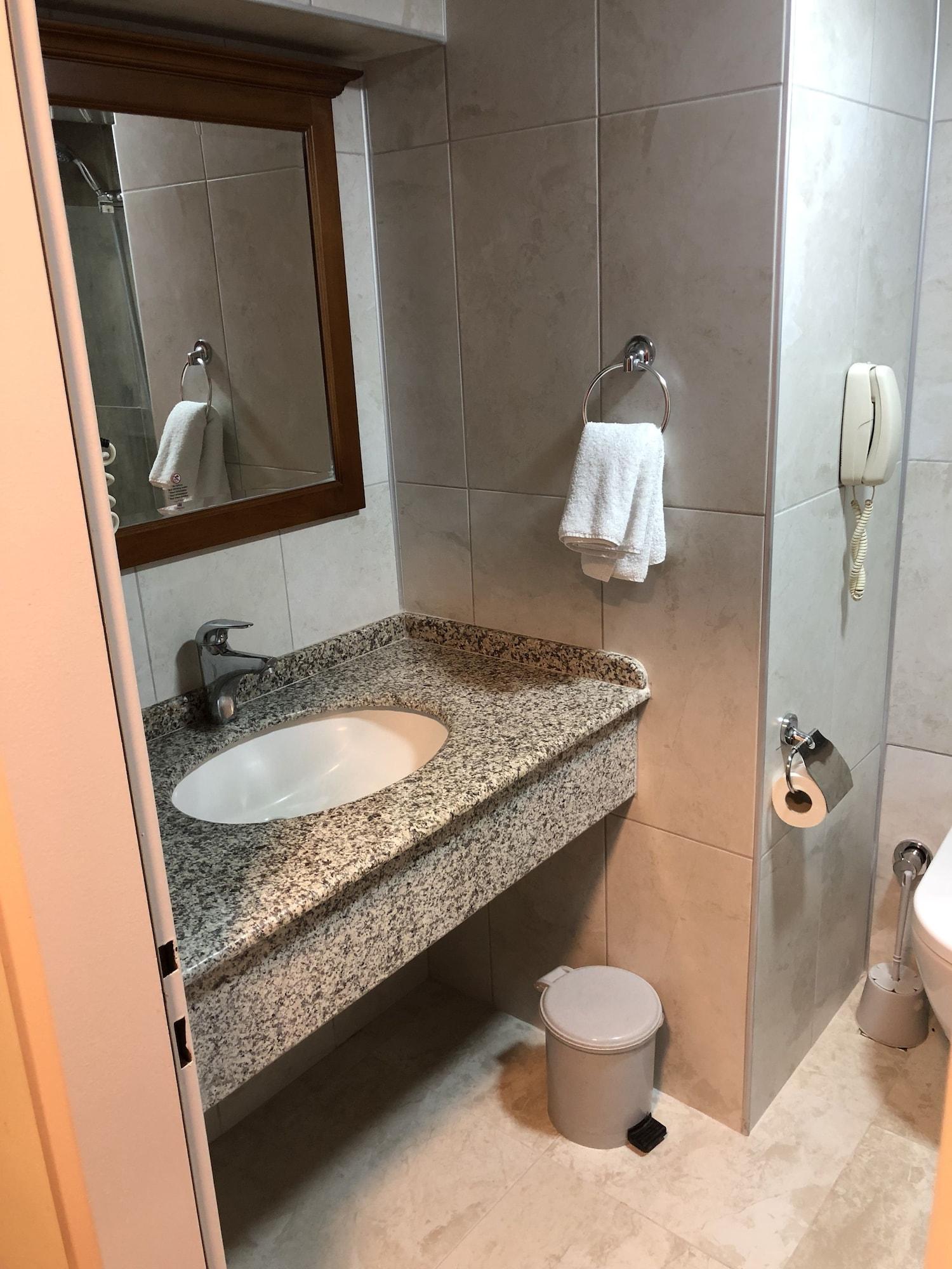 Kayhanbey Hotel Kusadasi Bagian luar foto
