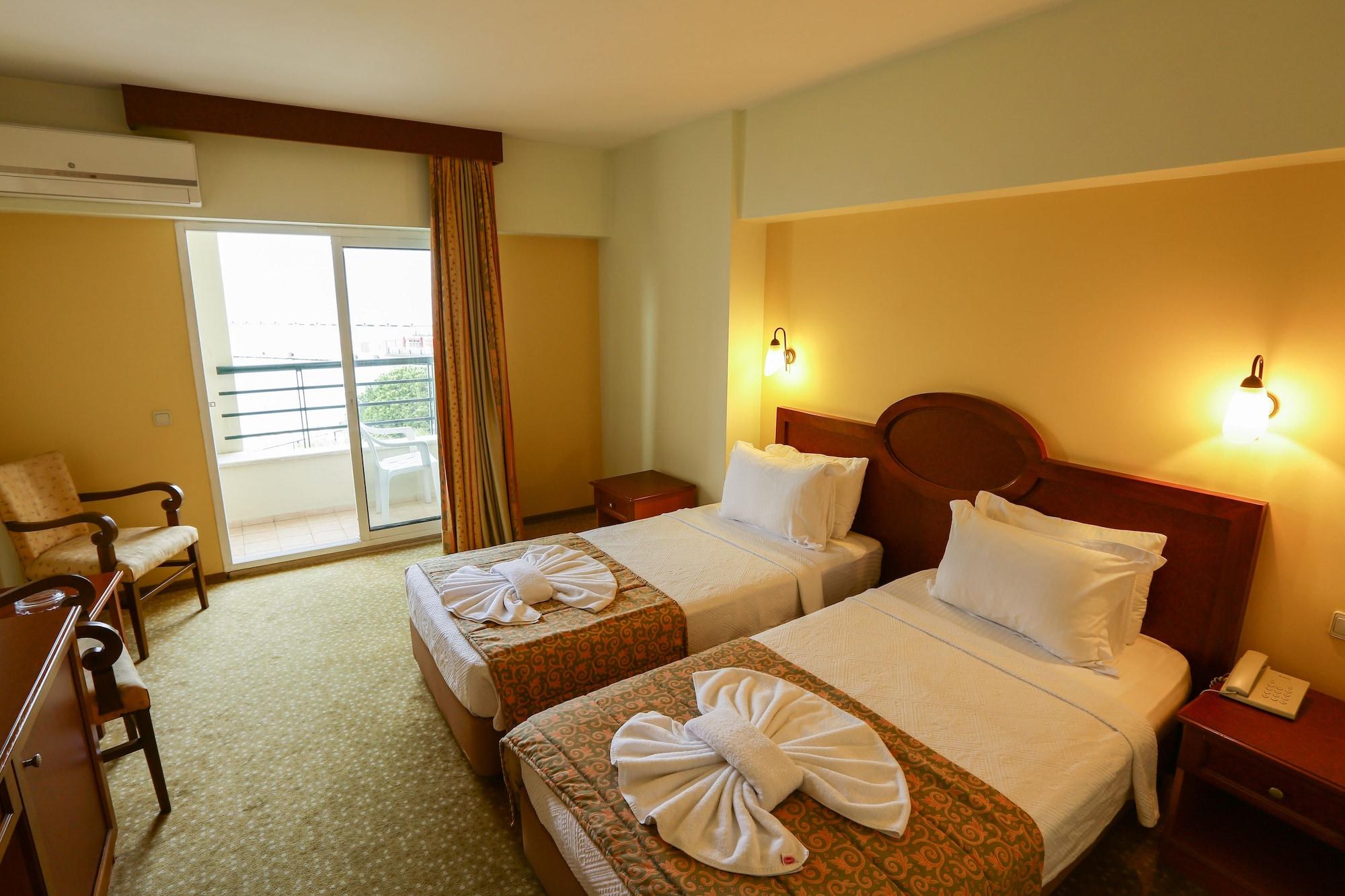 Kayhanbey Hotel Kusadasi Bagian luar foto