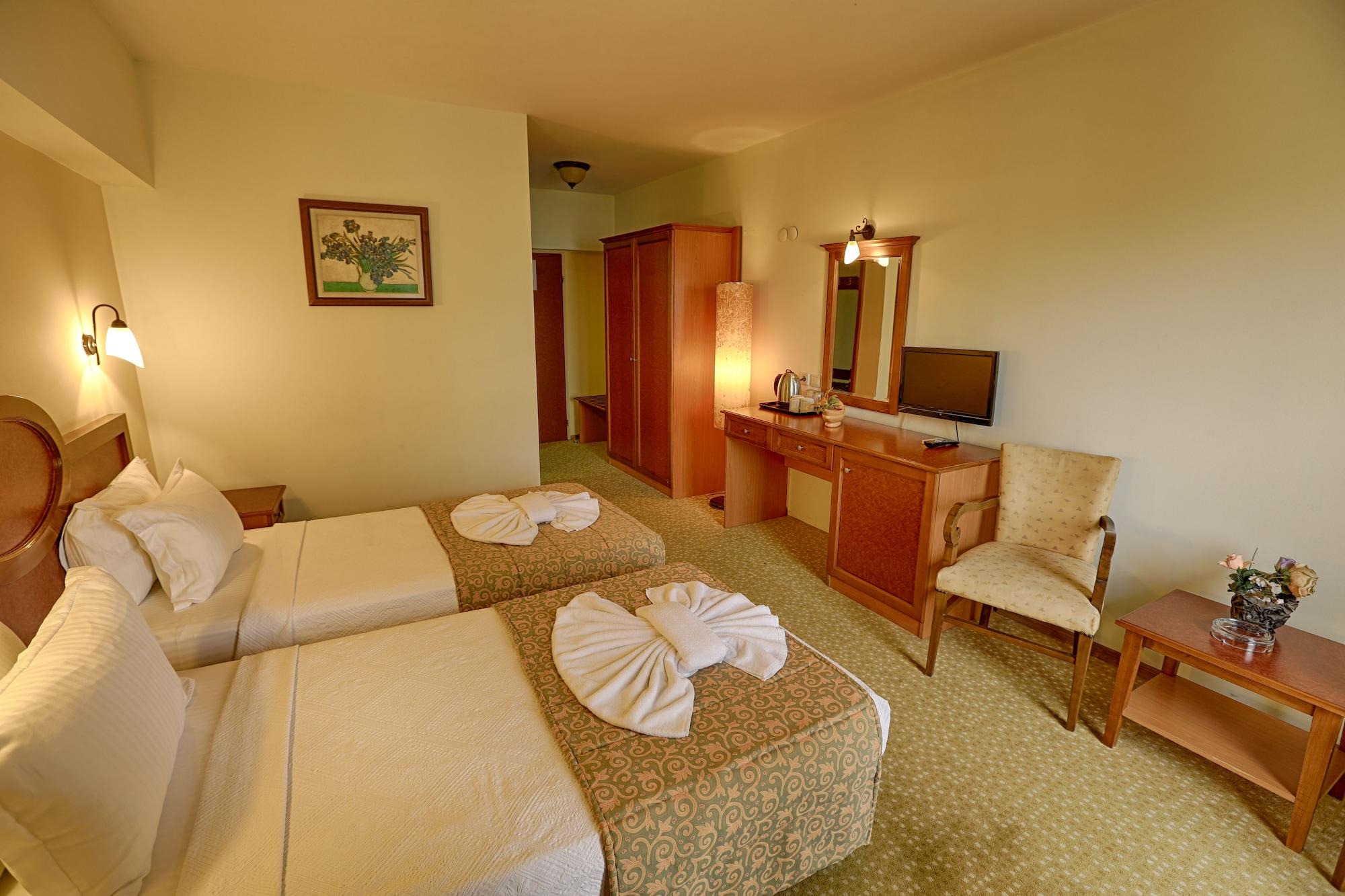 Kayhanbey Hotel Kusadasi Bagian luar foto