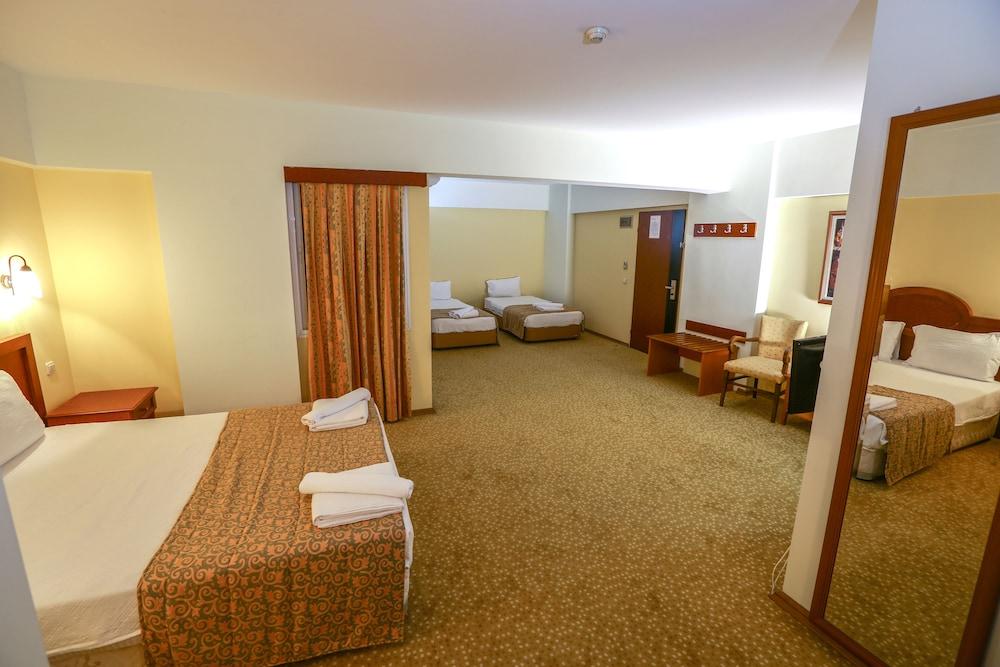 Kayhanbey Hotel Kusadasi Bagian luar foto
