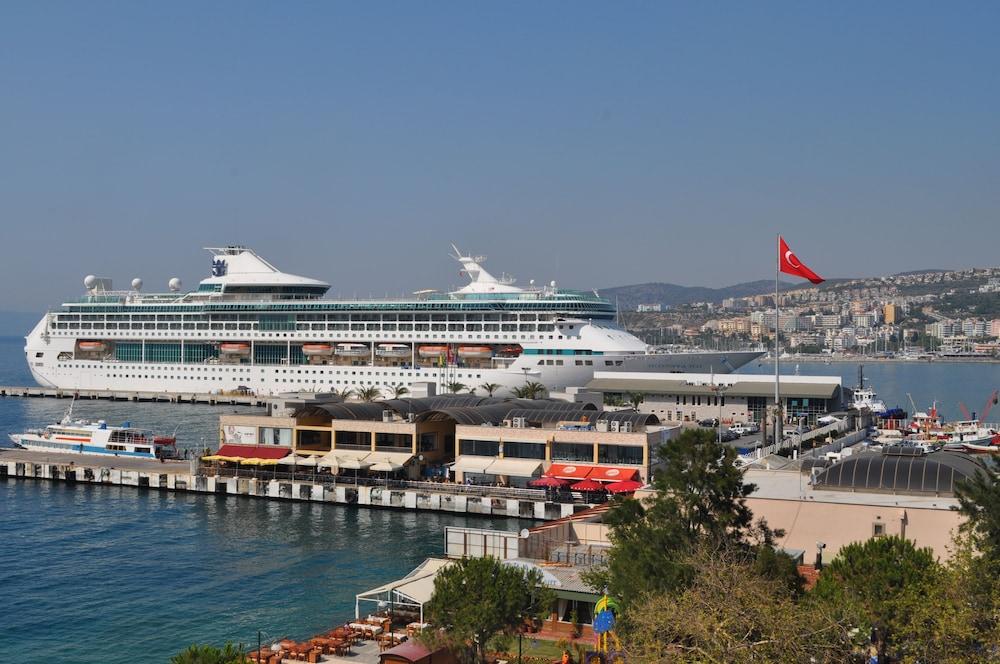 Kayhanbey Hotel Kusadasi Bagian luar foto