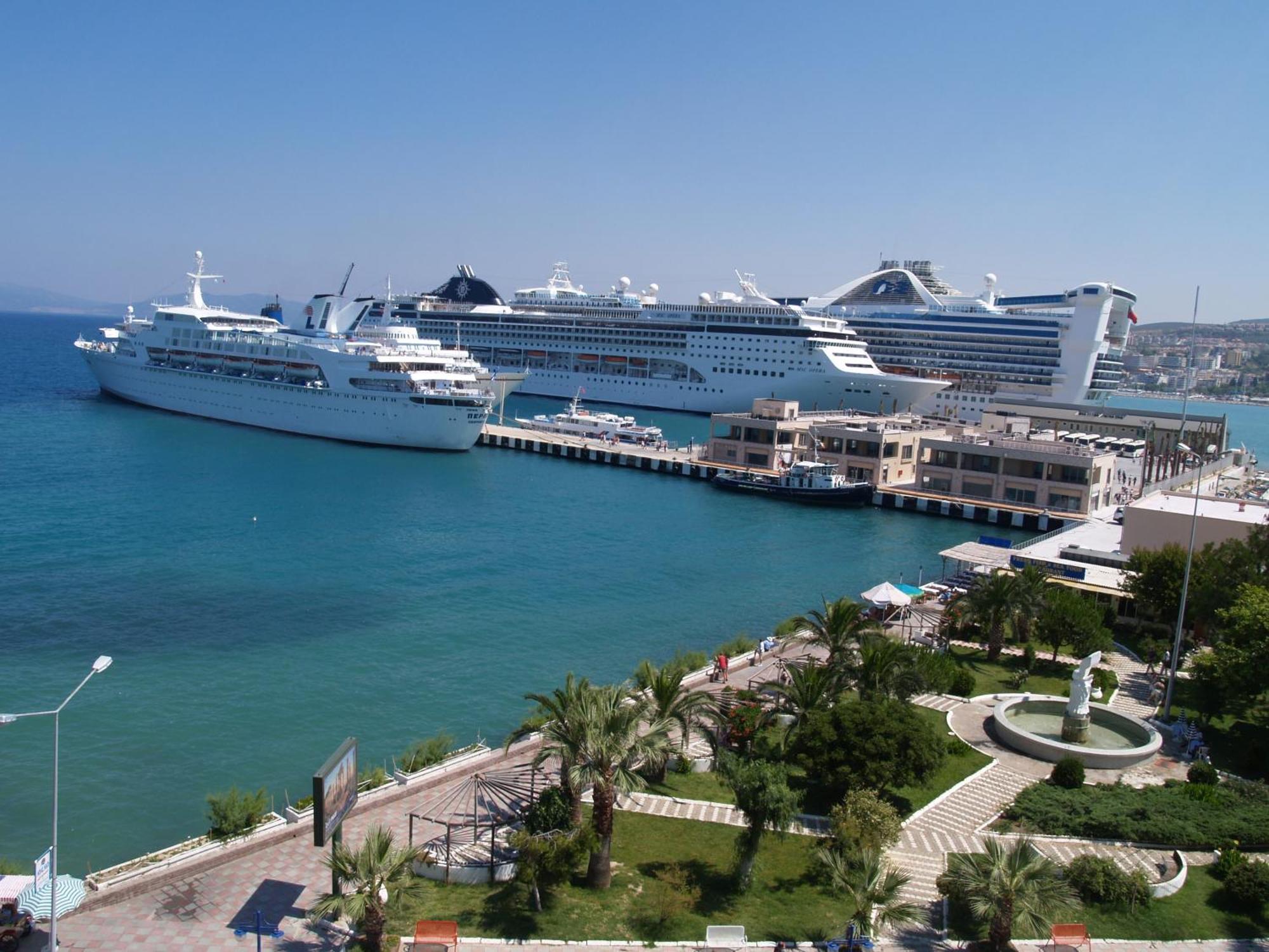Kayhanbey Hotel Kusadasi Bagian luar foto
