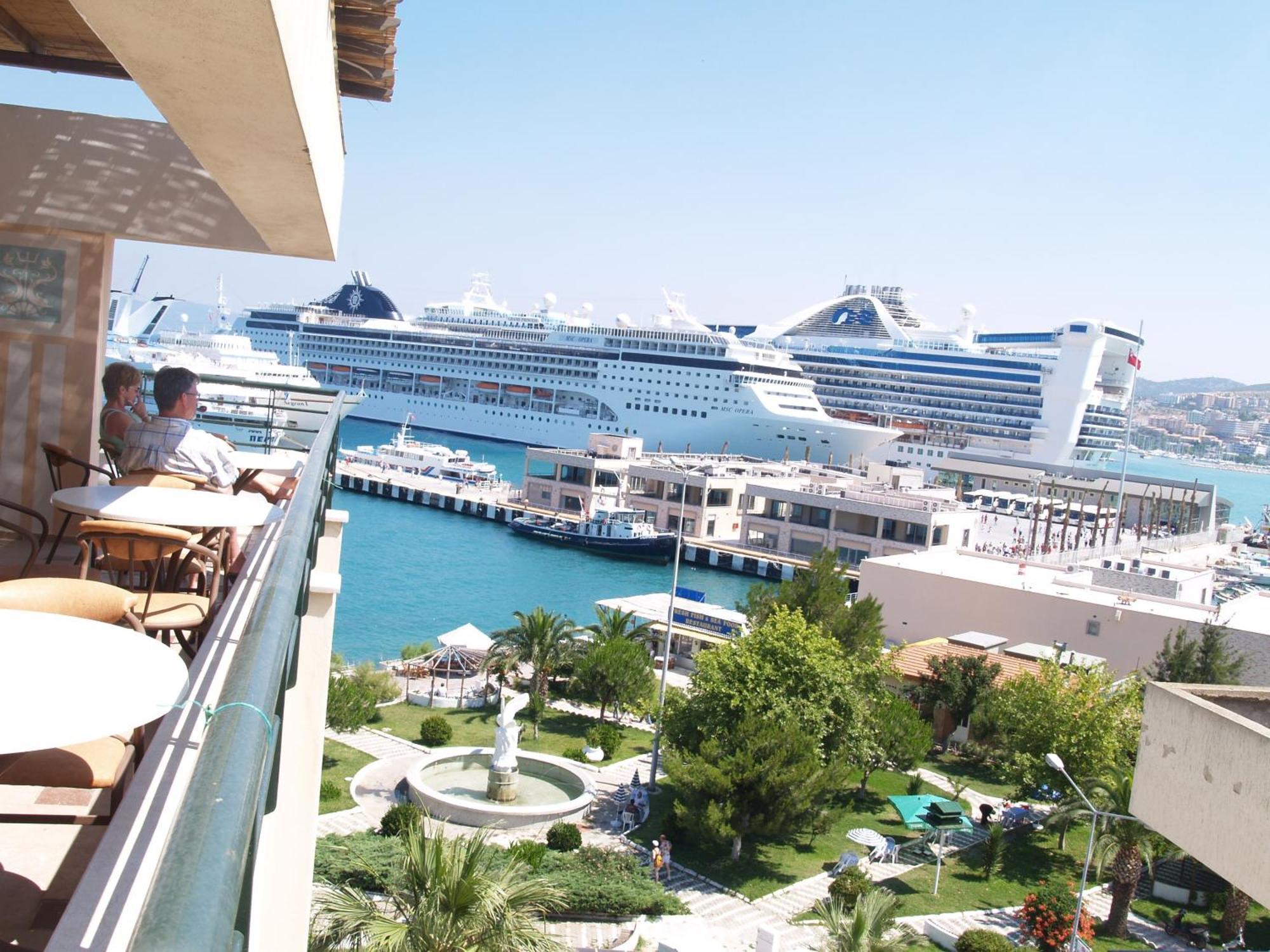 Kayhanbey Hotel Kusadasi Bagian luar foto