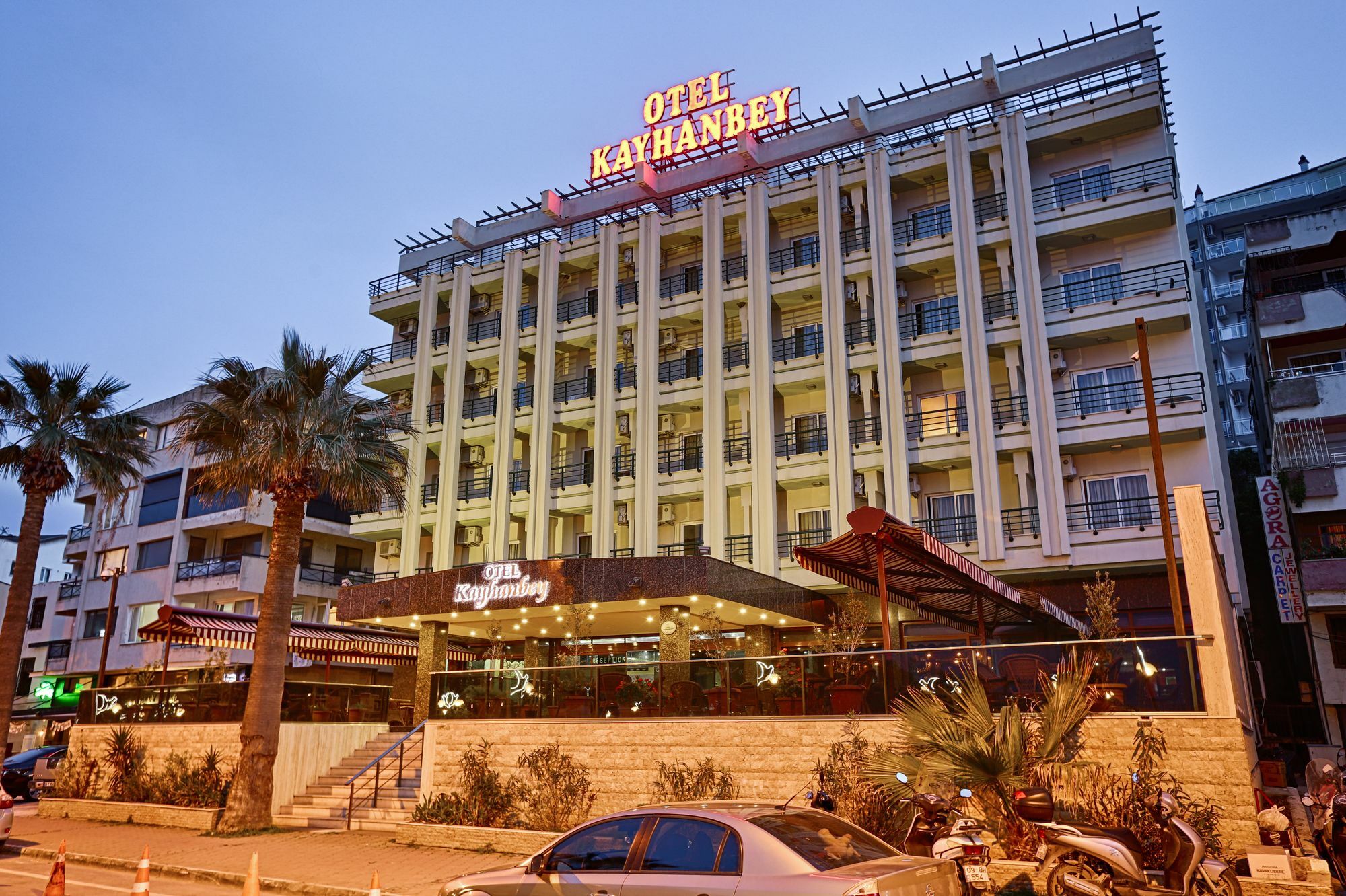Kayhanbey Hotel Kusadasi Bagian luar foto